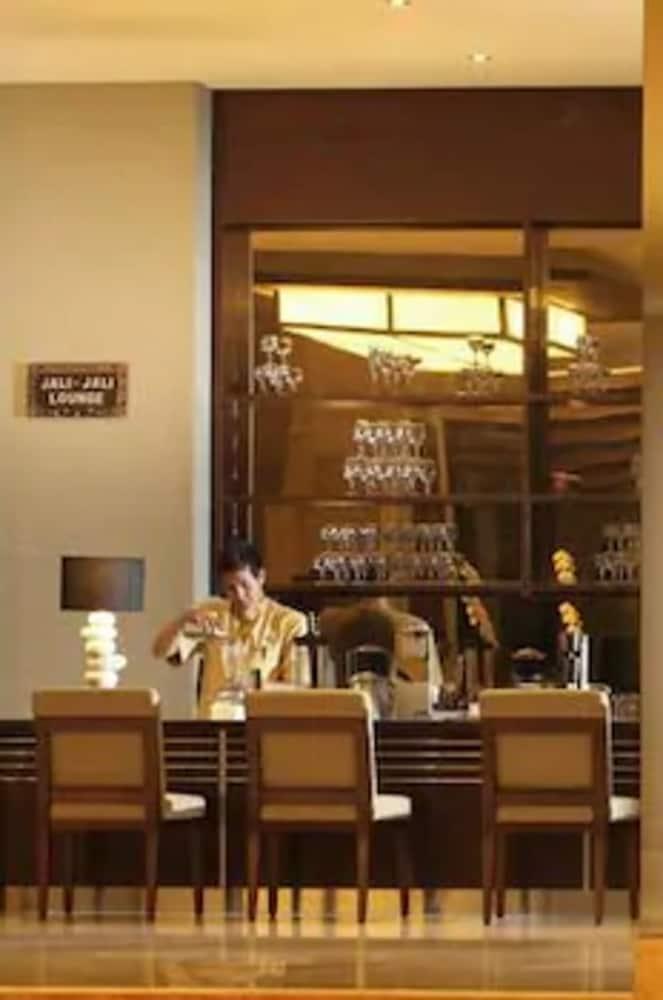 Santika Taman Mini Indonesia Indah Jakarta
