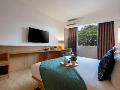Hotel Santika Taman Mini Indonesia Indah 4*