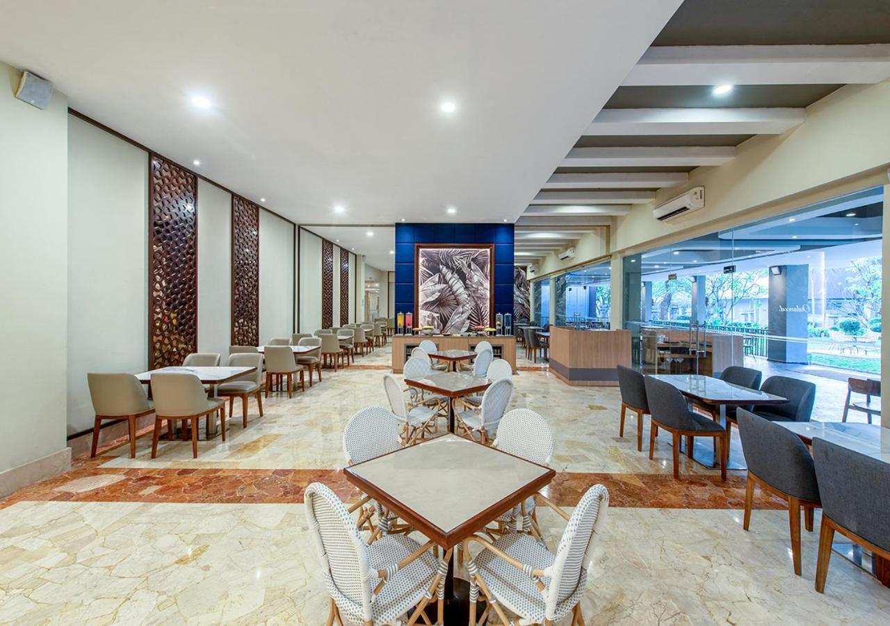 Santika Taman Mini Indonesia Indah Jakarta