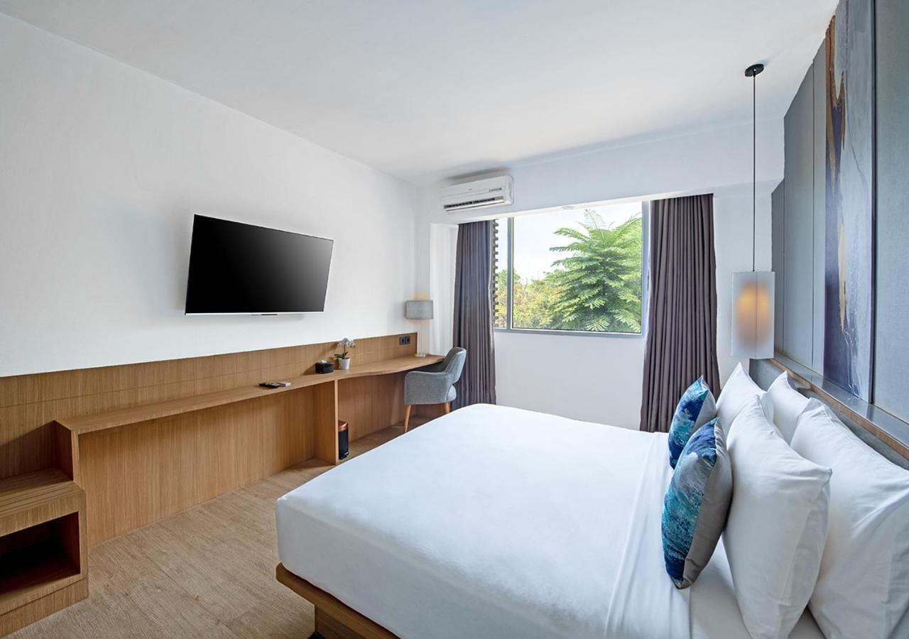Santika Taman Mini Indonesia Indah Jakarta