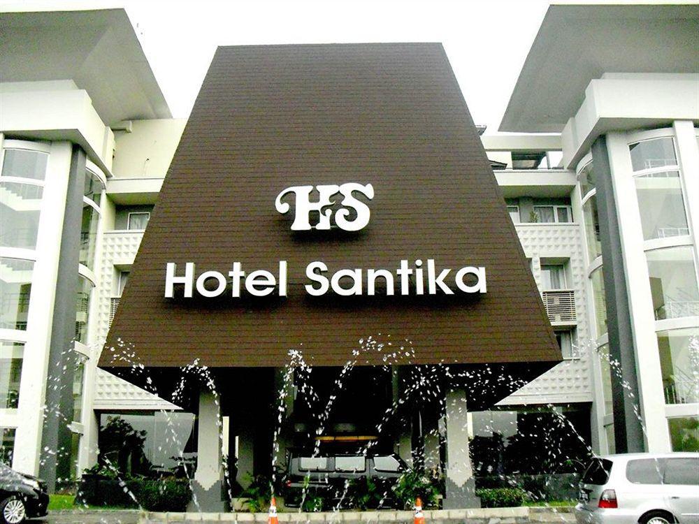Santika Taman Mini Indonesia Indah Hotel 4*